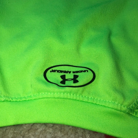 Under Armour tee - Picture 4 of 5